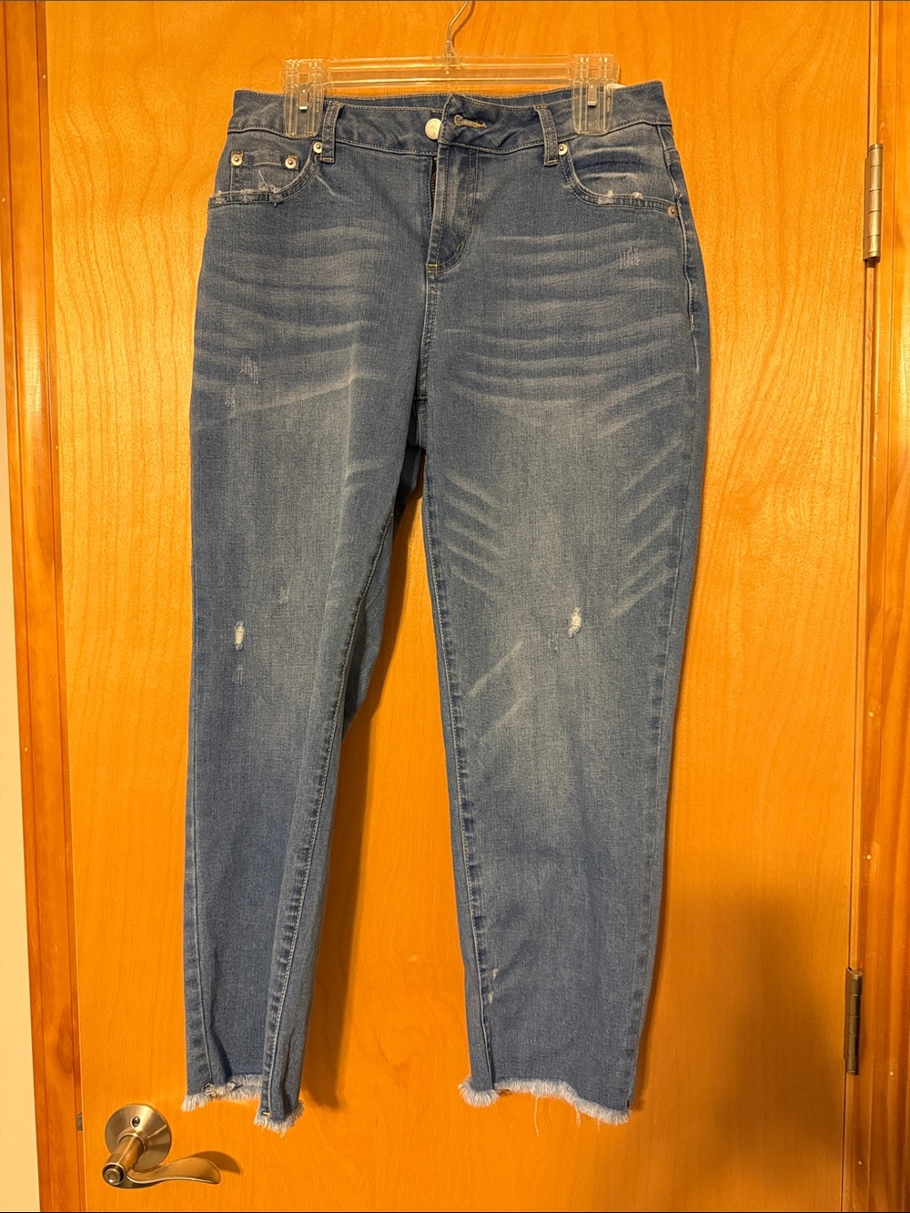 Classic Blue Women's Distressed Cropped Skinny Jeans